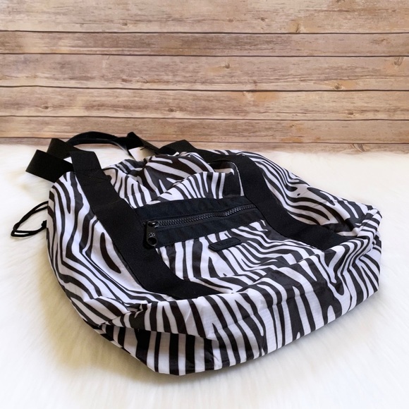 UGG Frannie Cinch Zebra Tote - Picture 5 of 8